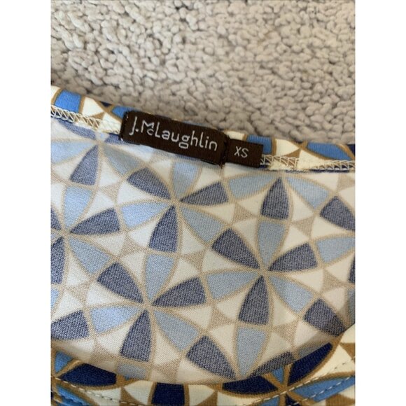 J. McLaughlin Top Size XS Blue Pinwheel Geometric Print Bell Sleeve Nylon Blend - Picture 8 of 11